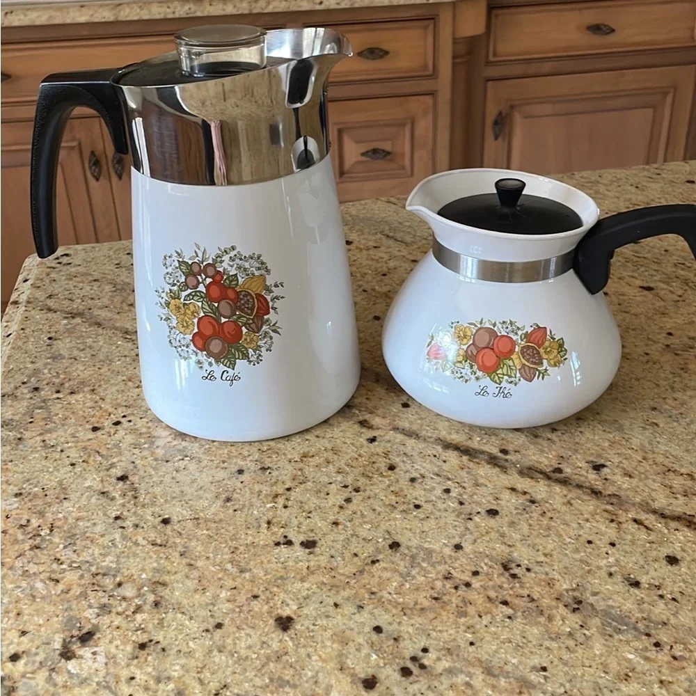 Corningware spice of life percolator and tea pot
